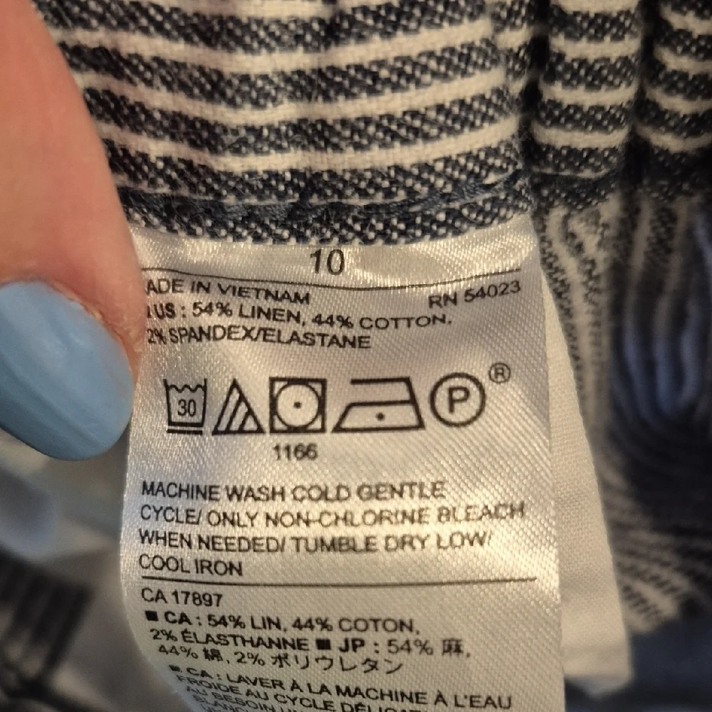 Banana Republic Hayden Navy Striped Linen And Cotton Blend Crops